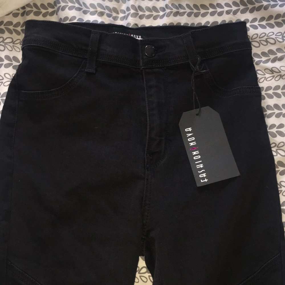 Fashion nova black jeans